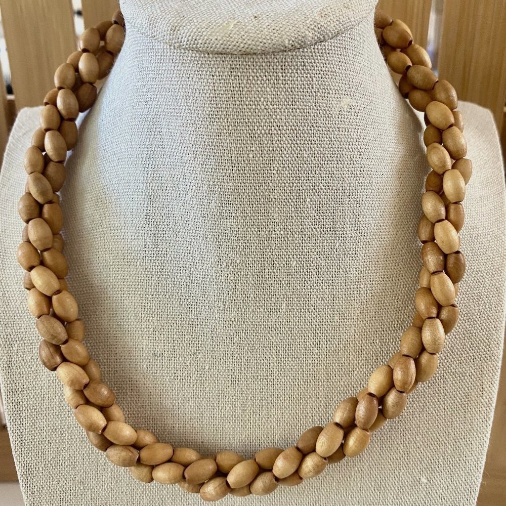 3 Strand Twisted Rope Wood Choker Necklace With Gold-tone Fishhook Clasp⎜ EUC